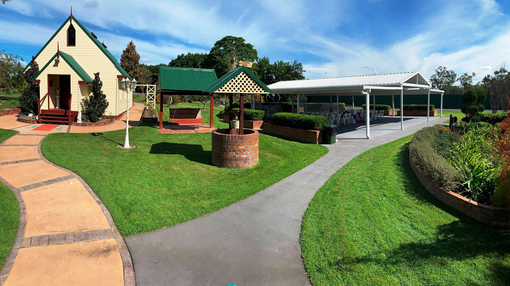 Lovers lane wedding area at Joncia Gardens